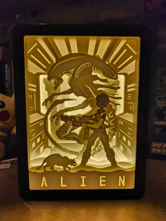 Alien Ellen Ripley & Xenomorph LED Paper Light Box - ShuppetMaster TCG